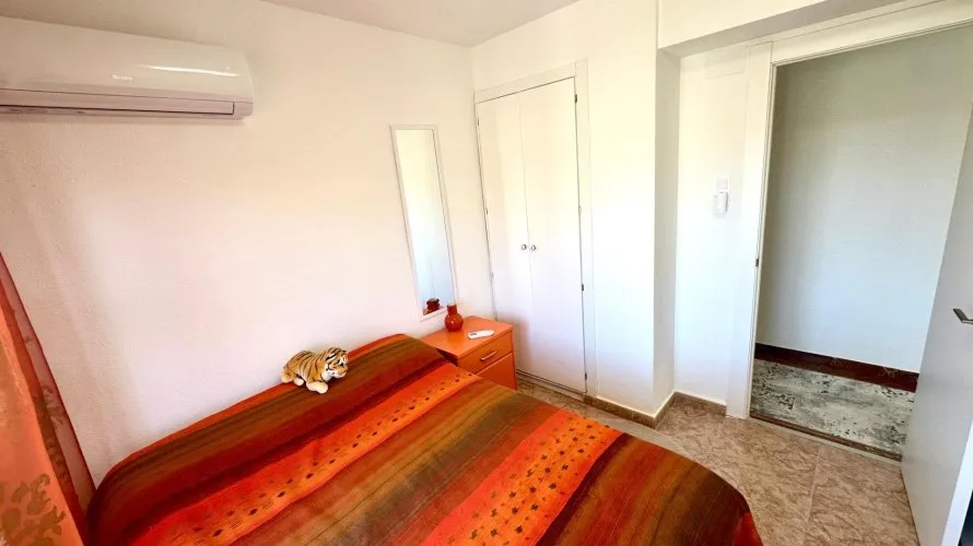4 bedrooms apartment for sale, Alicante, Spain No. 1323 № 17
