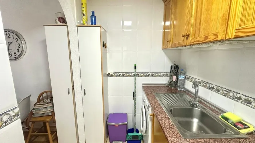 58m² apartment for sale, Torrevieja, Spain No. 1525 № 13