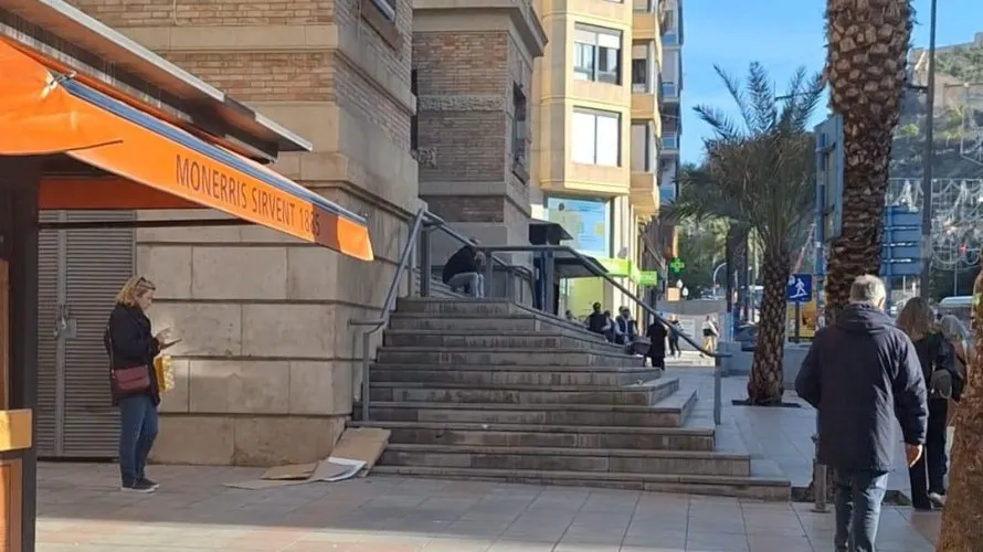 19m² commercial property for sale, Alicante, Spain No. 1463 № 5