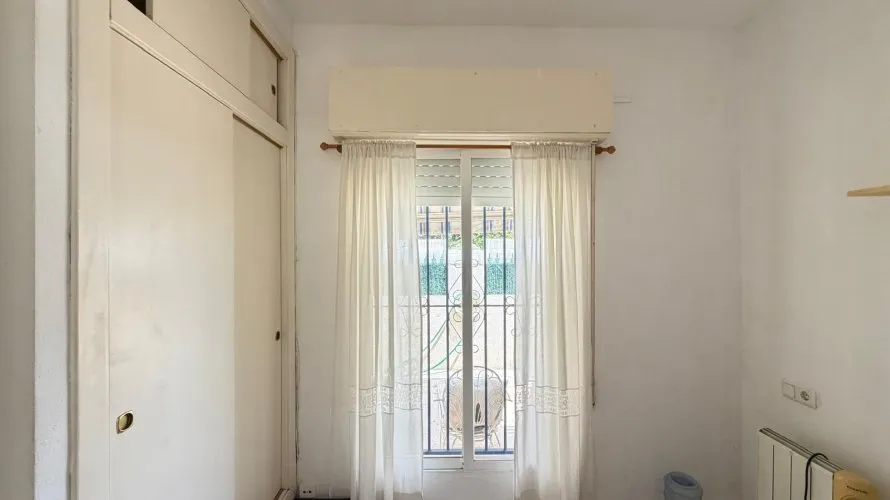 2 bedrooms house for sale, Torrevieja, Spain No. 1674 № 11