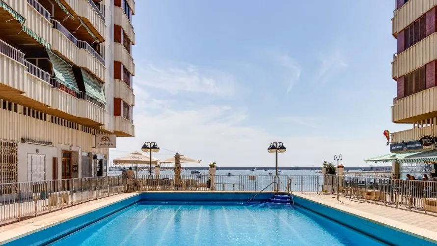 100m² apartment for sale, Torrevieja, Spain No. 1683 № 7