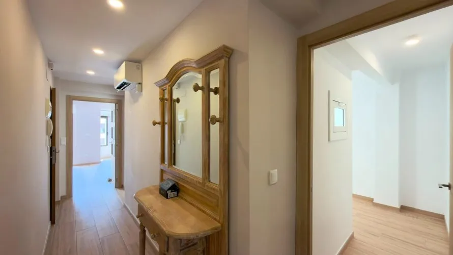 3 bedrooms apartment for sale, Villajoyosa, Spain No. 1738 № 1