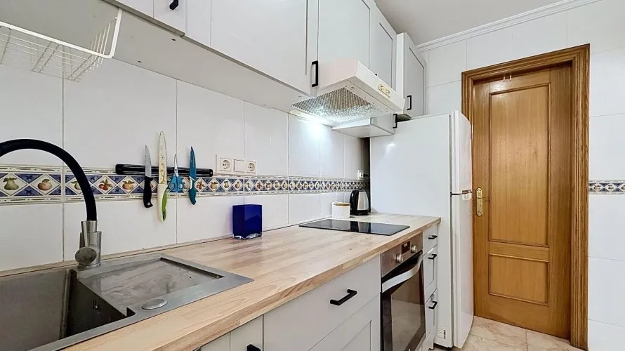 1 bedroom apartment for sale, Torrevieja, Spain No. 1715 № 4