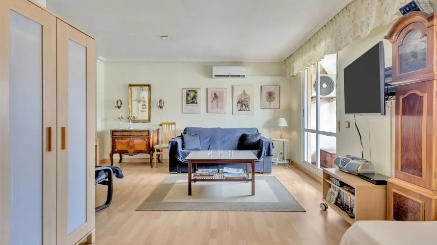 60m² apartment for sale, Torrevieja, Spain No. 1646 № 8