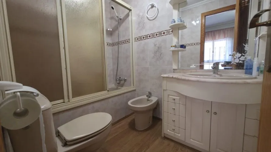 3 bedrooms apartment for sale, Torrevieja, Spain No. 1670 № 17