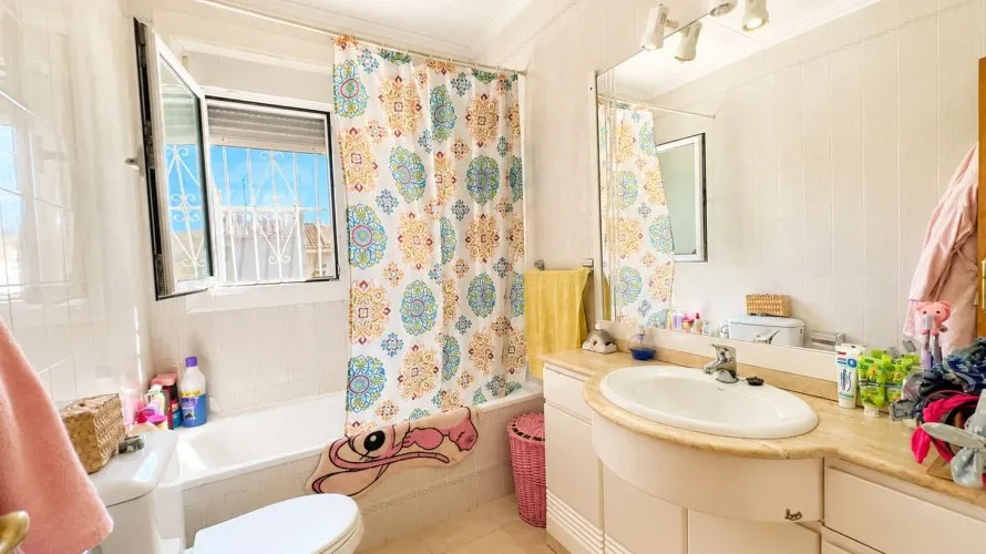 200m² villa for sale, Torrevieja, Spain No. 1682 № 8