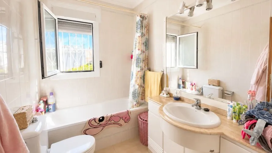 200m² villa for sale, Torrevieja, Spain No. 1682 № 13