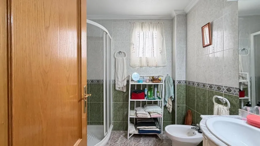 2 bedrooms apartment for sale, Torrevieja, Spain No. 1710 № 5