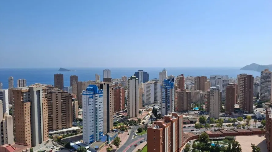 136m² apartment for sale, Benidorm, Spain No. 1706 № 3