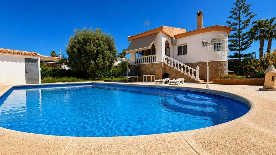 200m² villa for sale, Torrevieja, Spain No. 1682 № 6