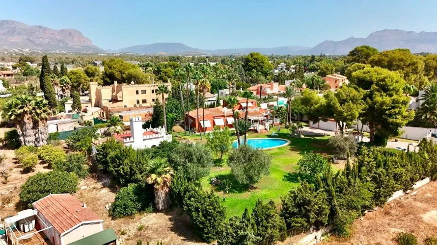 5 bedrooms villa for sale, Benidorm, Spain No. 1716 № 21