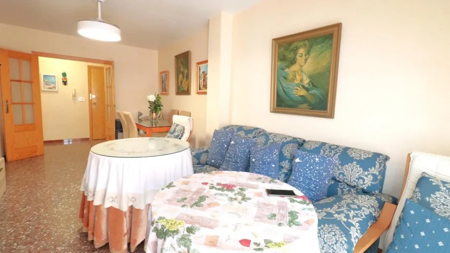 3 bedrooms apartment for sale, Torrevieja, Spain No. 1741