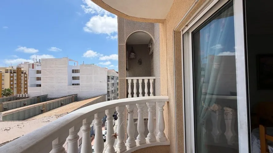 2 bedrooms apartment for sale, Torrevieja, Spain No. 1688 № 15