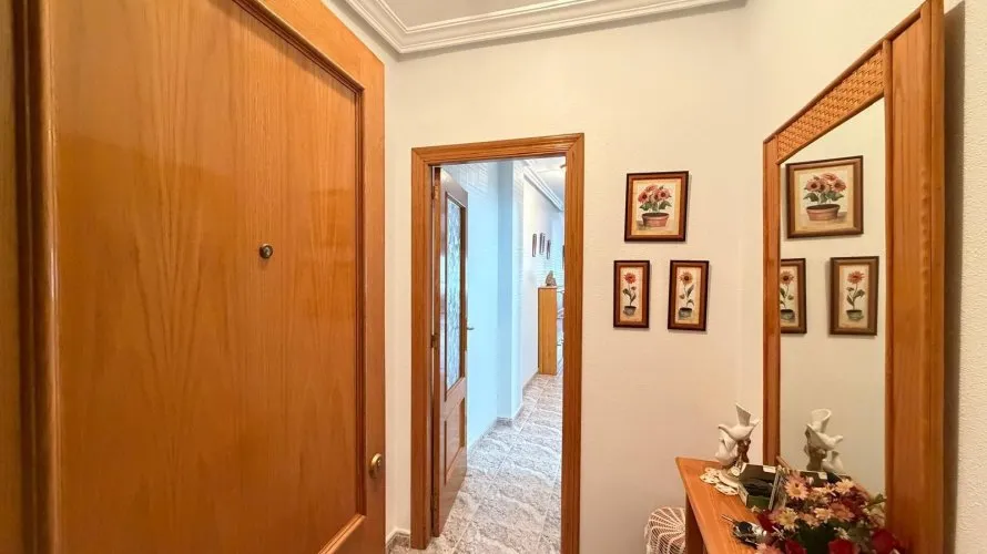 2 bedrooms apartment for sale, Torrevieja, Spain No. 1710 № 1