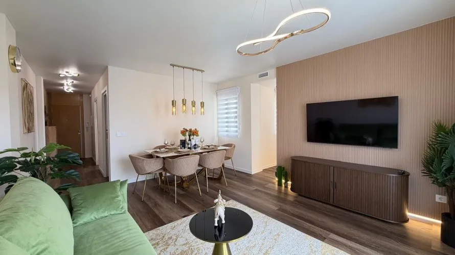 3 bedrooms apartment for sale, Torrevieja, Spain No. 1679