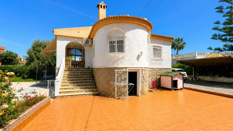 200m² villa for sale, Torrevieja, Spain No. 1682 № 2