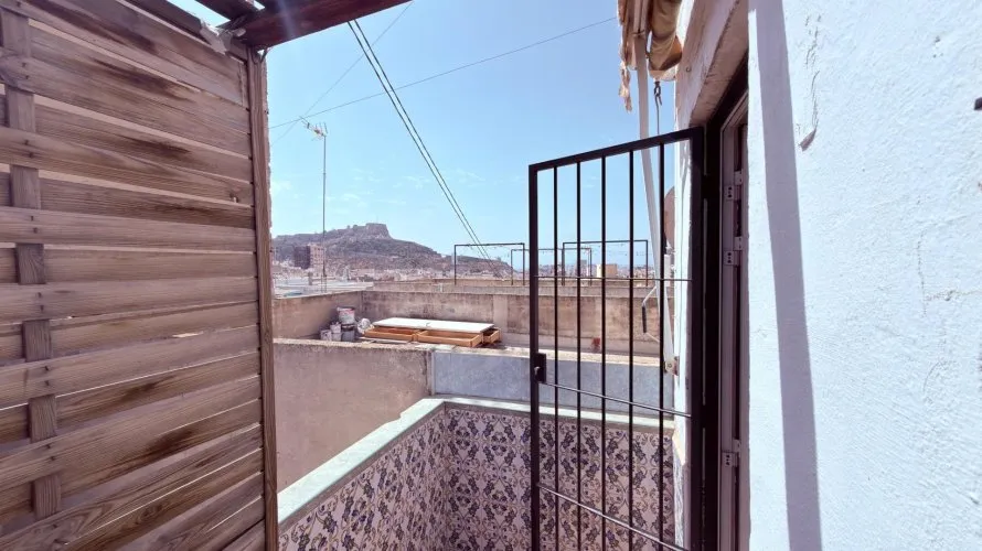 2 bedrooms apartment for sale, Alicante, Spain No. 1711 № 8