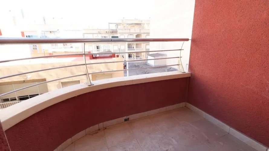 1 bedroom apartment for sale, Torrevieja, Spain No. 1695 № 2
