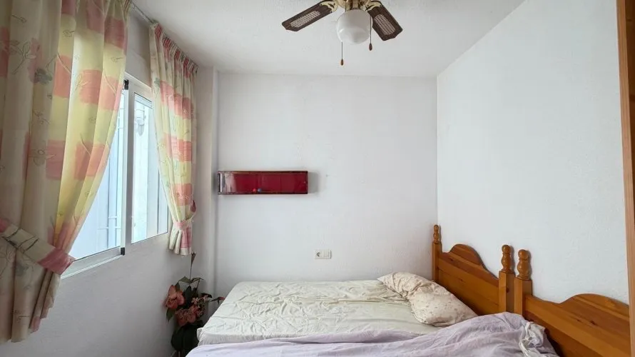 2 bedrooms apartment for sale, Torrevieja, Spain No. 1688