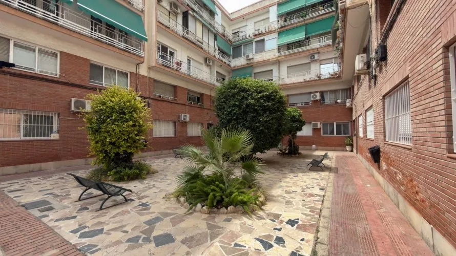 4 bedrooms apartment for sale, Alicante, Spain No. 1687 № 3
