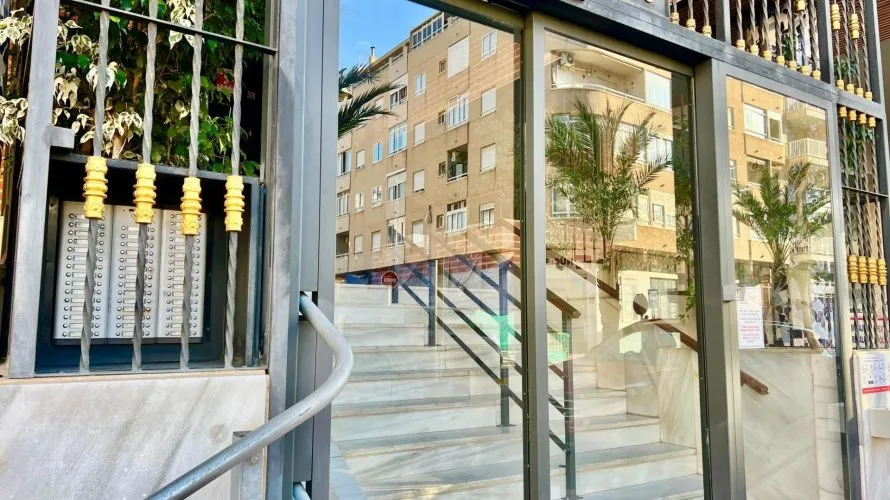 33m² apartment for sale, Torrevieja, Spain No. 1684 № 6