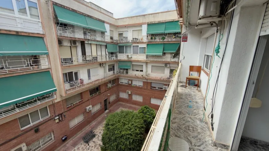 4 bedrooms apartment for sale, Alicante, Spain No. 1687 № 25