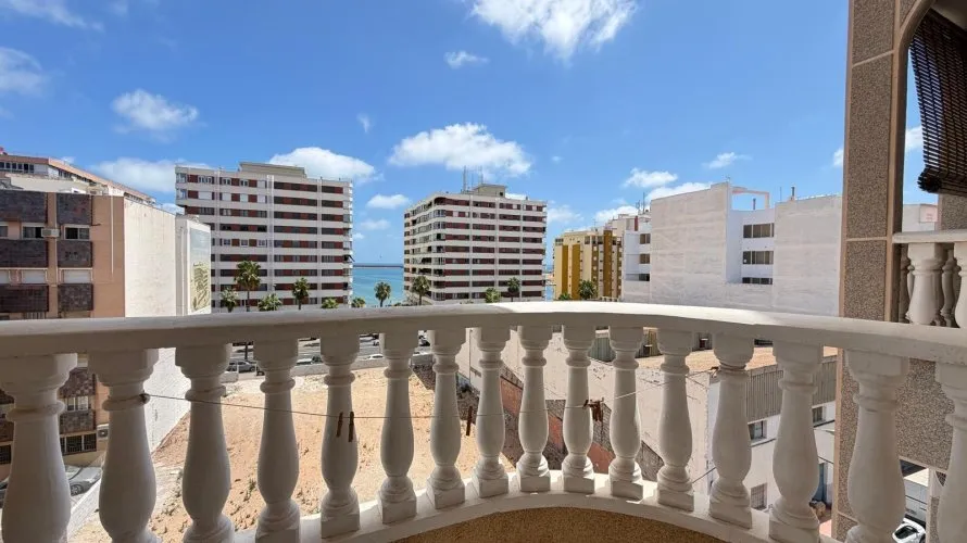 2 bedrooms apartment for sale, Torrevieja, Spain No. 1688 № 16
