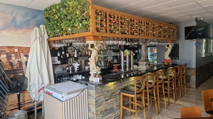 Commercial property for sale, Torrevieja, Spain No. 1717 № 1