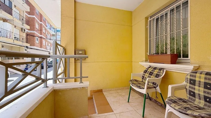 1 bedroom apartment for sale, Torrevieja, Spain No. 1715 № 12