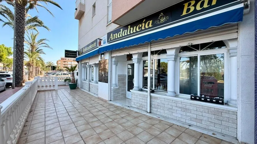 101m² commercial property for sale, Guardamar del Segura, Spain No. 1712 № 3