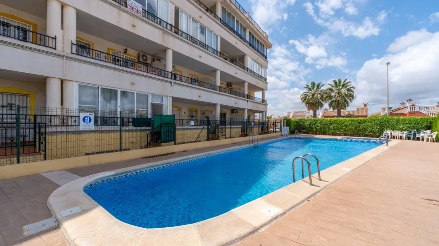 69m² apartment for sale, Torrevieja, Spain No. 1723 № 23