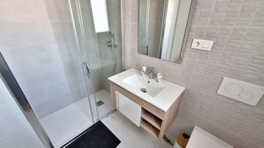 2 bedrooms apartment for sale, Torrevieja, Spain No. 1704 № 5