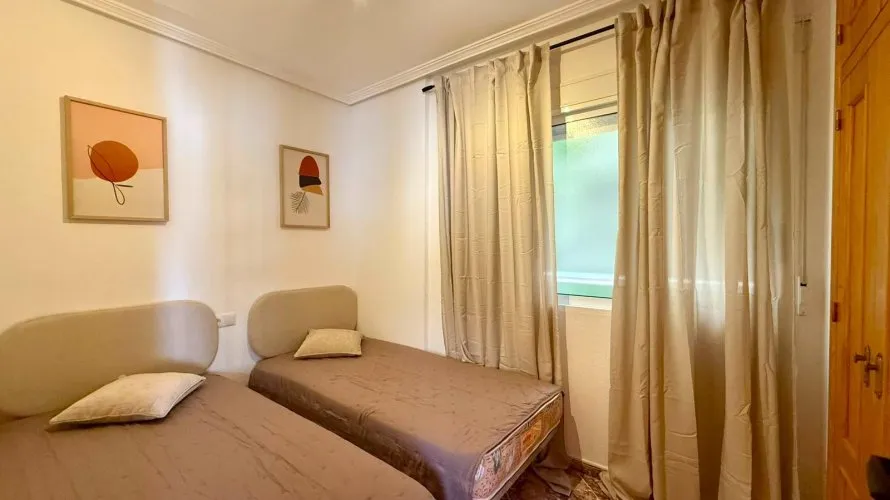 2 bedrooms apartment for sale, Torrevieja, Spain No. 1655 № 9
