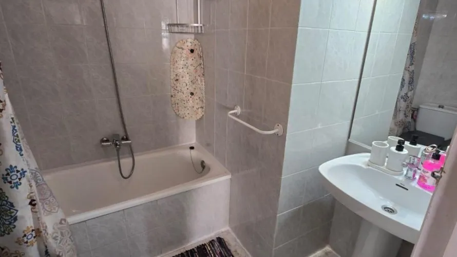 2 bedrooms apartment for sale, Torrevieja, Spain No. 1690