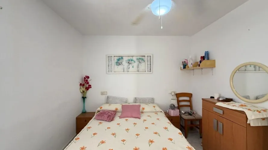2 bedrooms house for sale, Torrevieja, Spain No. 1674 № 3