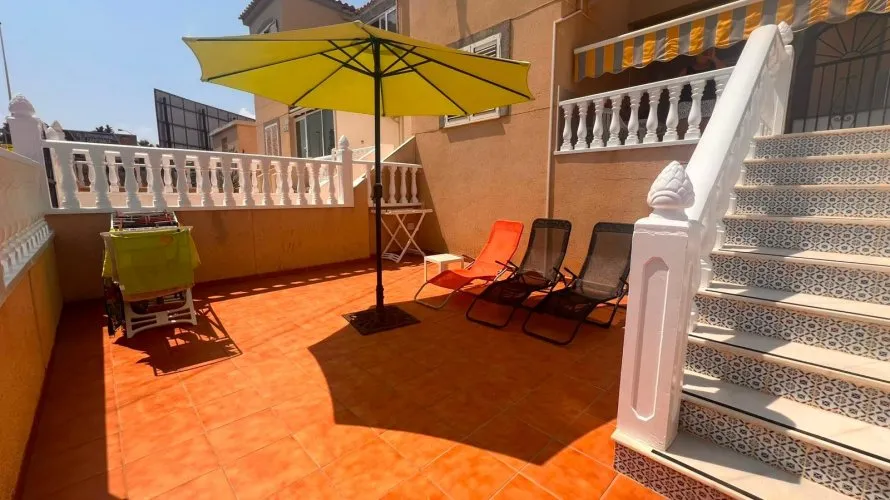 2 bedrooms bungalow for sale, Torrevieja, Spain No. 1694 № 19