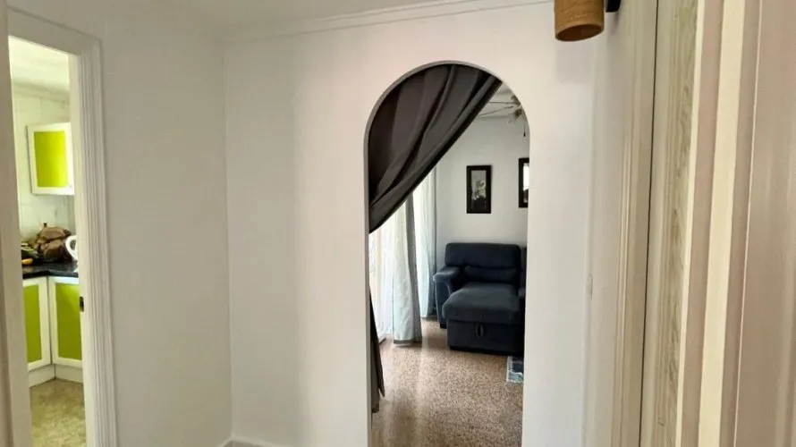 2 bedrooms apartment for sale, Torrevieja, Spain No. 1690 № 3