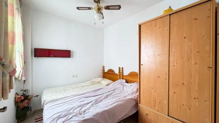 2 bedrooms apartment for sale, Torrevieja, Spain No. 1688 № 1