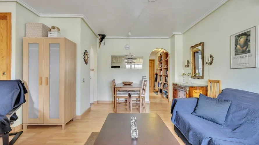 60m² apartment for sale, Torrevieja, Spain No. 1646 № 7