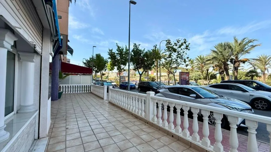 101m² commercial property for sale, Guardamar del Segura, Spain No. 1712 № 8