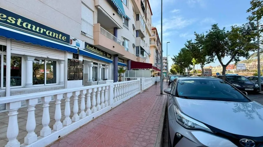 101m² commercial property for sale, Guardamar del Segura, Spain No. 1712 № 7