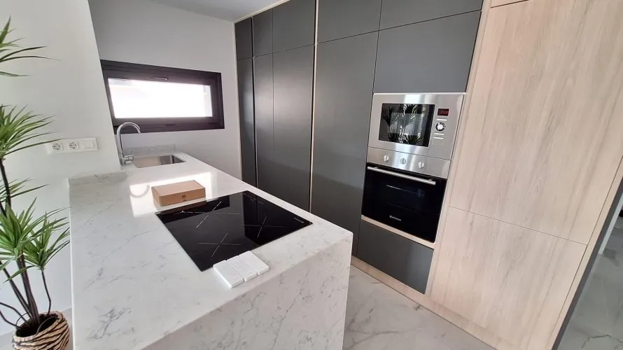 2 bedrooms apartment for sale, Torrevieja, Spain No. 1704 № 11