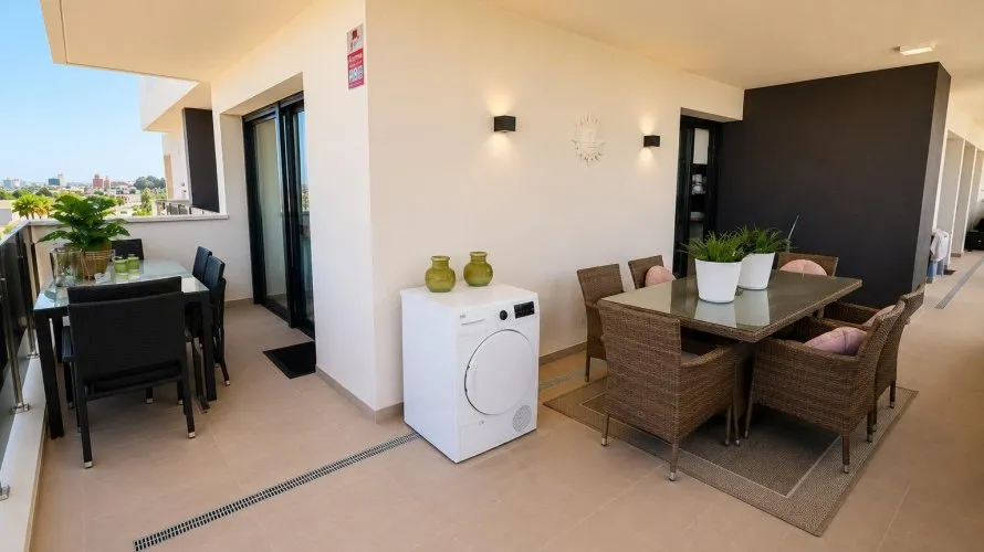 3 bedrooms apartment for sale, Torrevieja, Spain No. 1705 № 3