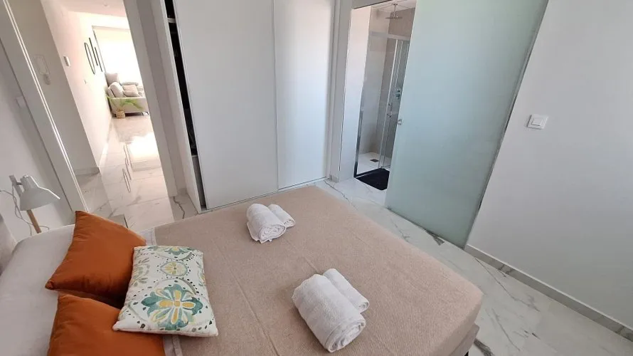 2 bedrooms apartment for sale, Torrevieja, Spain No. 1704 № 6