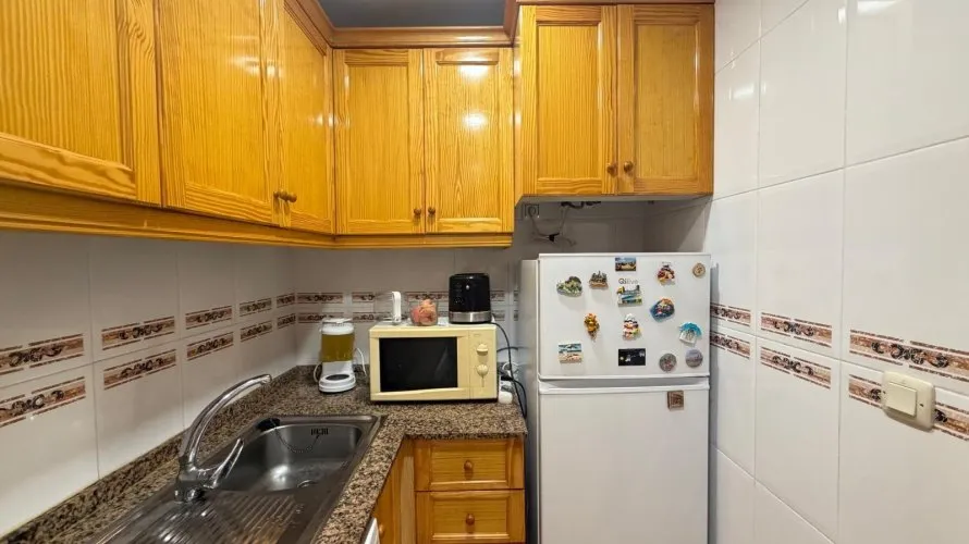2 bedrooms apartment for sale, Torrevieja, Spain No. 1700 № 7