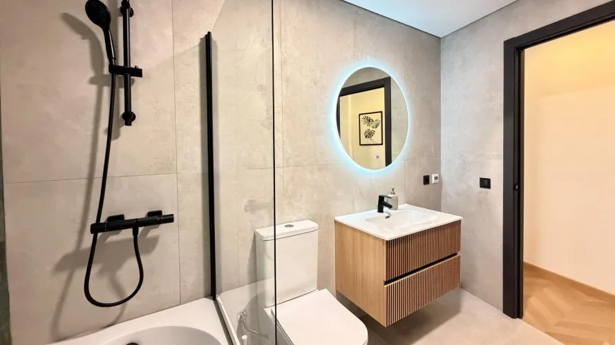 3 bedrooms apartment for sale, Torrevieja, Spain No. 1834 № 19
