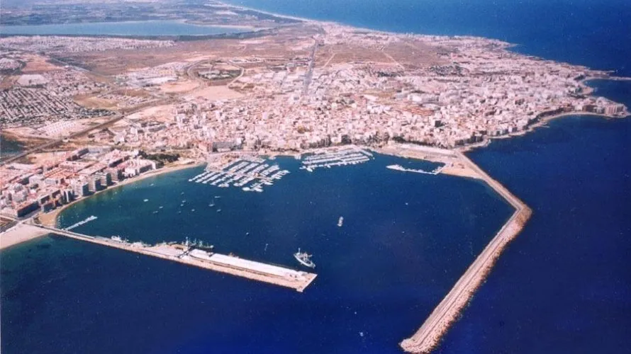1 bedroom apartment for sale, Torrevieja, Spain No. 1748 № 2