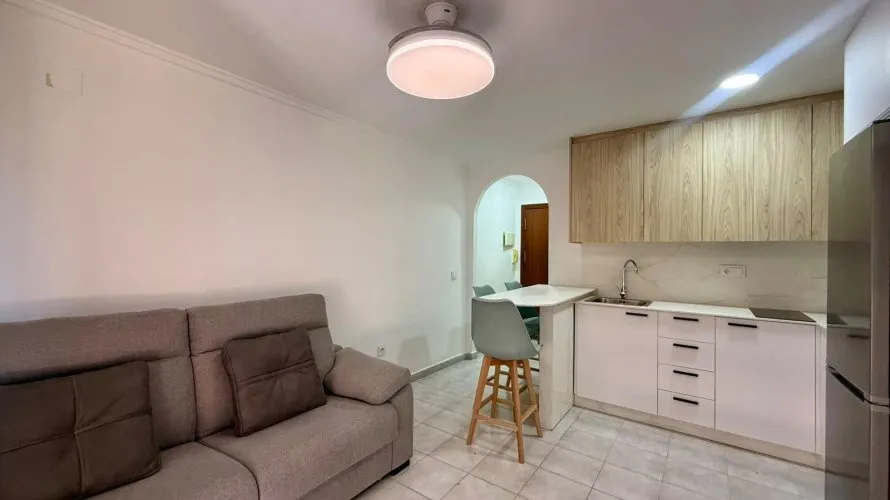 1 bedroom apartment for sale, Torrevieja, Spain No. 1807 № 20