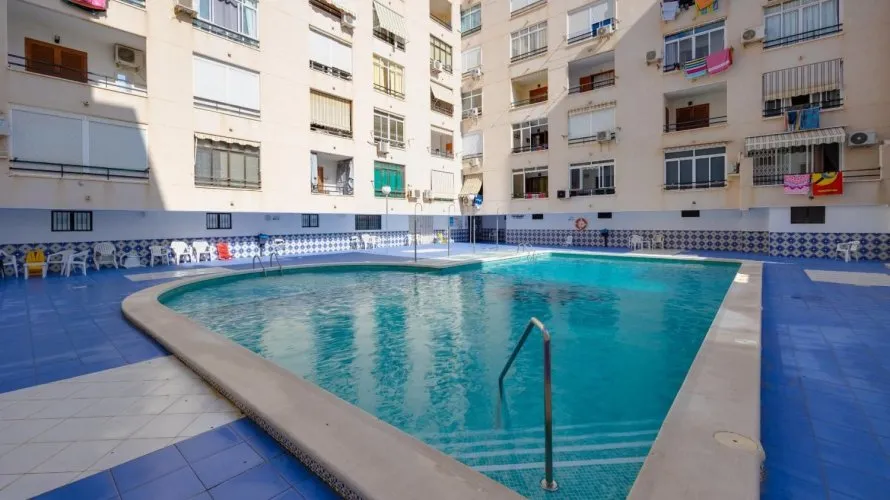 65m² apartment for sale, Torrevieja, Spain No. 1916 № 3