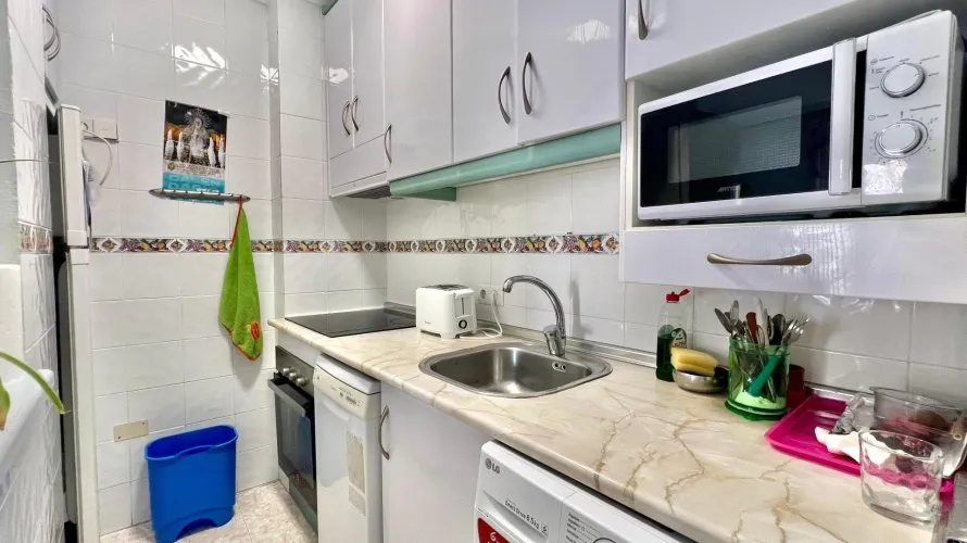 1 bedroom apartment for sale, Torrevieja, Spain No. 1871 № 8